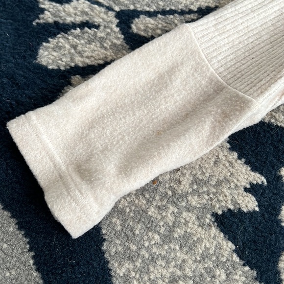 Saturday Sunday Sweater - Picture 6 of 9